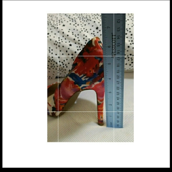 💐SHOES💐 GUESS 💐 - Picture 8 of 8